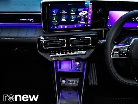 2026 Renault 4 techno 52kWh 150hp DEMO €37,145 thumbnail