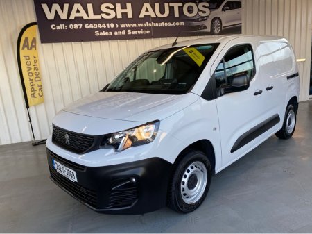 2023 Peugeot Partner PROFESSIONAL PLUS 1.5 H HDI 100 6 €14,450