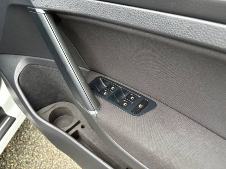 2015 Volkswagen Golf  €13,490 thumbnail