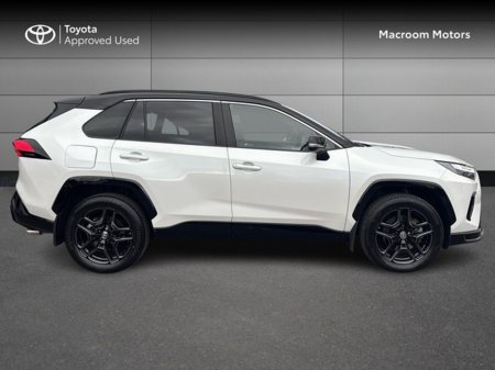 2025 Toyota Rav4 - thumbnail 3