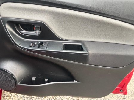 2018 Toyota Yaris 1.0 LUNA 4DR €12,950 thumbnail