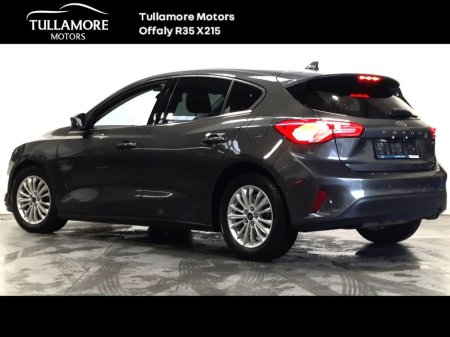 2022 Ford Focus 1.0T EcoBoost Hybrid 125PS Titanium €19,900