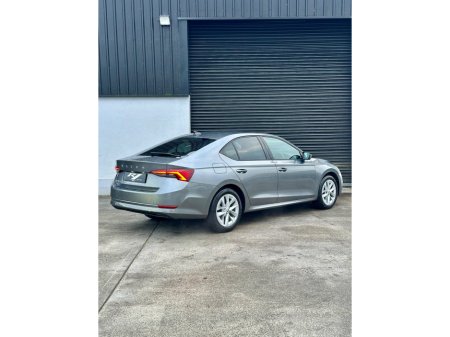 2024 Skoda Octavia OCTAVIA AMB 2.0TDI 115HP €30,995 thumbnail