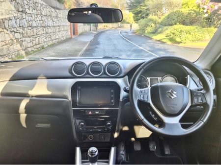 2016 Suzuki Vitara - thumbnail 15