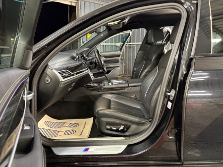 2018 BMW 7 Series - thumbnail 22
