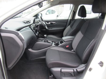 2019 Nissan Qashqai - thumbnail 9