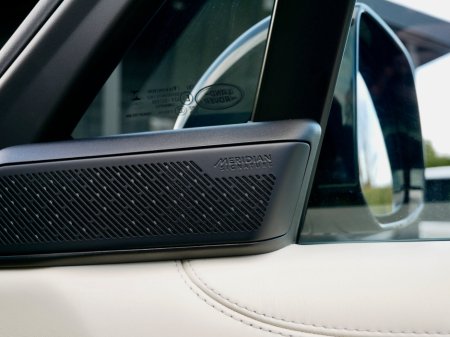 2025 Land Rover Range Rover SWB 3.0 I6 PHEV Autobiography €159,950 thumbnail