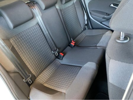 2017 Volkswagen Polo - thumbnail 10