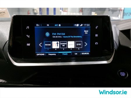 2023 Peugeot 2008 1.2 Puretech 130bhp Auto Allure €27,995 thumbnail