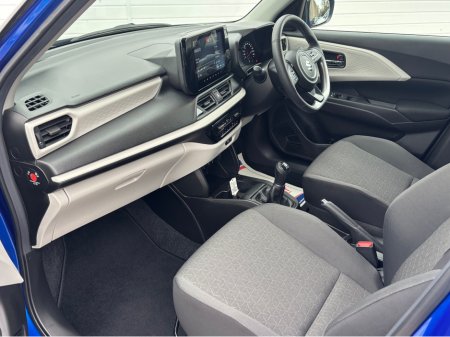 2024 Suzuki Swift 1.2 HYBRID MOTION 5DR €20,950 thumbnail