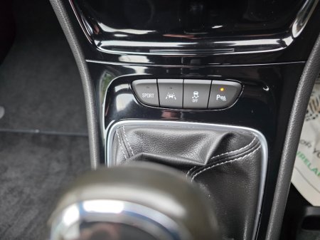 2016 Opel Astra SRI 1.4T 150PS 5DR €11,950 thumbnail