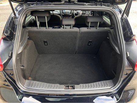 2018 Ford Focus - thumbnail 18