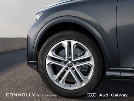 2026 Audi Q5 S-LINE E-HYBRID QUATTRO A/T €75,950 thumbnail