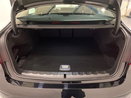 2025 BMW 3 Series - thumbnail 13