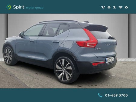 2022 Volvo XC40 - thumbnail 2