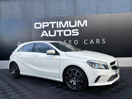 2017 Mercedes-Benz A Class - thumbnail 1