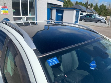 2012 Nissan Qashqai - thumbnail 6