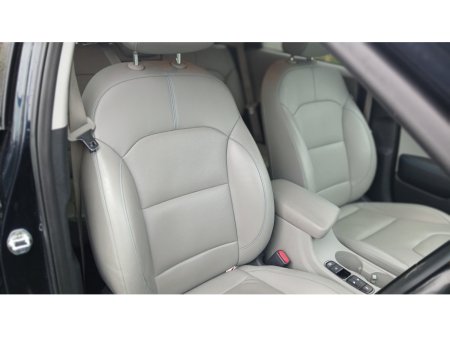 2020 Kia Niro *PLUG-IN HYBRID* 1.6 PREMIUM 5dr €18,950 thumbnail