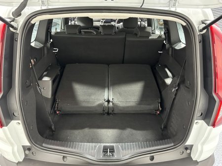 2022 Dacia Jogger 7 Seater Comfort 1.0 Petrol €17,250 thumbnail