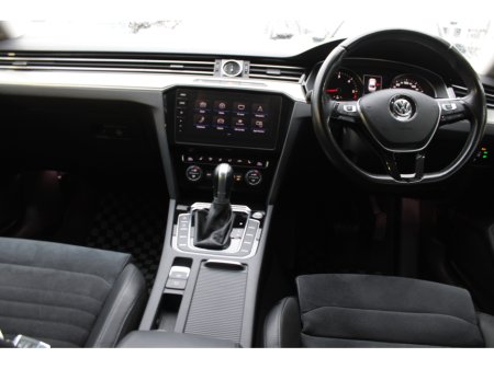 2018 Volkswagen Passat 2.0TDI 150BHP ELEGANCE EDITION 4DR SALOON // 1 OWNER IN IMMACULATE CONDITION // WELL WORTH VIEWING // BUY WITH CONFIDENCE AA AND SIMI APPROVED DEALER 2025 // FINANCE ARRANGED // TRADE INS WELCOME // €19,950 thumbnail