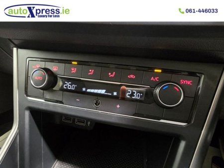 2019 Volkswagen Polo 1.0 TSI Automatic €18,495 thumbnail