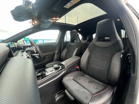 2019 Mercedes-Benz A Class - thumbnail 2