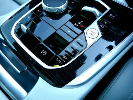 2025 BMW X5 xDrive50e M Sport €99,950 thumbnail