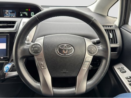 2019 Toyota Prius - thumbnail 10