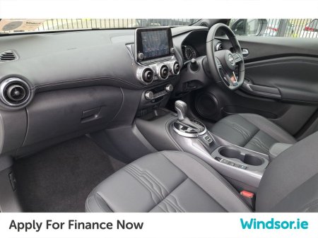 2025 Nissan Juke - thumbnail 4