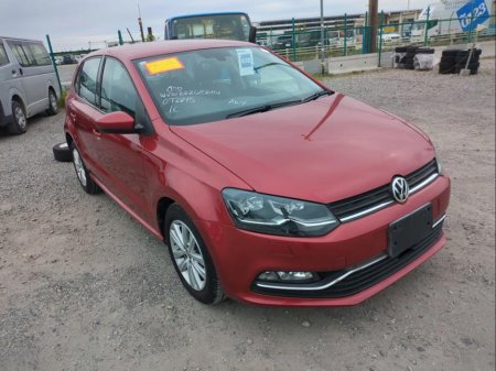 2017 Volkswagen Polo TSI ComfortLine €13,950 thumbnail