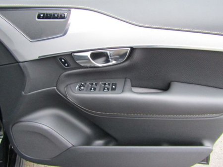 2021 Volvo XC90 Rdesign T8 Recharge 390HP 5D A €49,900 thumbnail