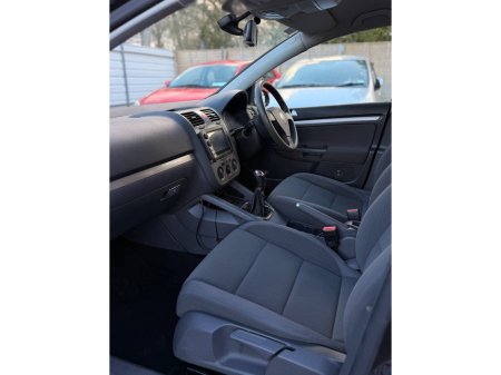 2008 Volkswagen Golf - thumbnail 26