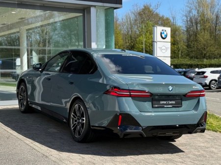 2026 BMW 5 Series - photo 2