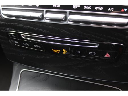 2018 Mercedes-Benz C Class - thumbnail 15