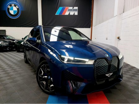 2023 BMW iX 2023 IX XDRIVE40 M SPORT EDITION (BIG SPEC ) DRIVER ASSIST PROFESSIONAL PACK- HEAT COMFORT PACK - SKY LOUNGE ROOF- PARK ASSIST  PROFESSIONAL  PACK-  TECH PACK PLUS - HARMON KARDON -- COMFORT ACCESS