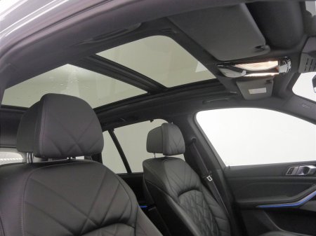 2023 BMW X5 - thumbnail 24