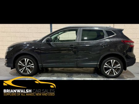 2019 Nissan Qashqai 1.5 SV PREMIUM MY19 4DR €16,940 thumbnail