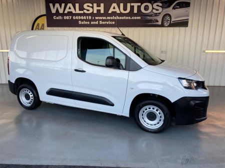 2023 Peugeot Partner PROFESSIONAL PLUS 1.5 H HDI 100 6 €14,450