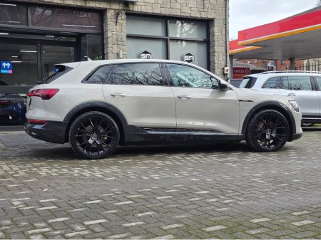 2021 Audi e-tron - thumbnail 15