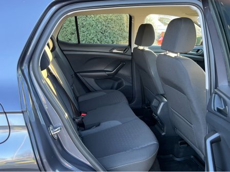 2022 Volkswagen T-Cross AUTOMATIC 1.0 PETROL //REVERSE CAMERA//KEYLESS ENTRY// €24,950 thumbnail