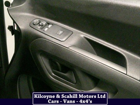 2021 Peugeot Partner PROFESSIONAL PLUS 1.5 BLUE HDI thumbnail