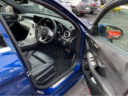 2021 Mercedes-Benz C Class 300 AMG LINE EDITION DE €32,995 thumbnail