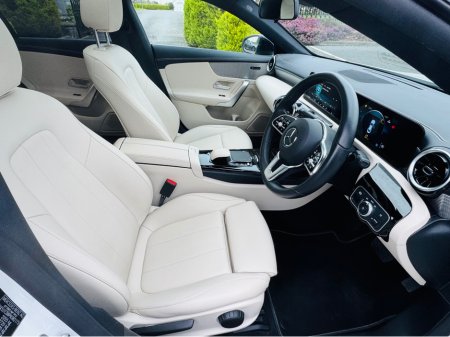 2023 Mercedes-Benz CLA Class 200d PROGRESSIVE COUPE 4DR AUTO==PAN ROOF==NIGHT PACK== €42,950 thumbnail