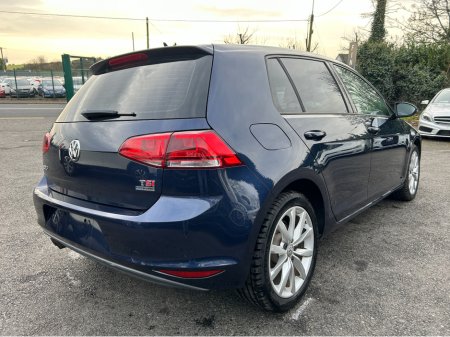 2016 Volkswagen Golf ( 162 REG HI-LINE EDITION PRIVACY GLASS REVERSE CAMERA // PRIVACY GLASS AUTO LOW KLMs €15,750 thumbnail