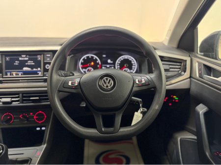 2021 Volkswagen Polo TRENDLINE 1.0 MANUAL 5SPEED 80HP 5DR €15,995 thumbnail