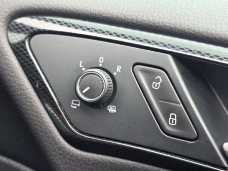 2014 Volkswagen Golf - thumbnail 18