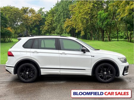 2018 Volkswagen Tiguan 4 MOTION R-LINE , DSG // IMMACULATE €29,950 thumbnail