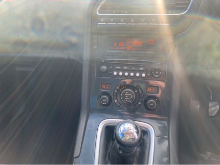 2015 Peugeot 5008 ACTIVE FAMILY 1.6 HDI 4DR €6,000 thumbnail