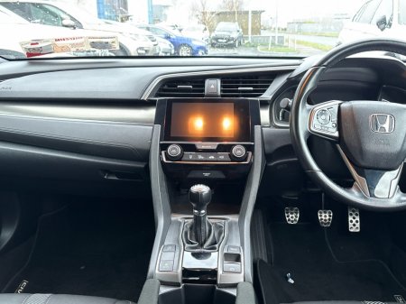 2018 Honda Civic 1.0 VTEC TURBO SR 5DR 129PS €13,950 thumbnail