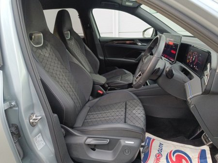 2025 Volkswagen Tiguan - thumbnail 12